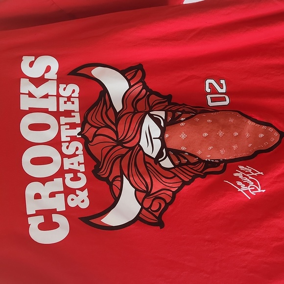 Crooks and castles Chicago bulls t-shirt and sweat pants combo - Picture 2 of 9